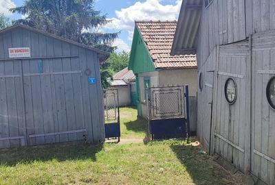 Casă cu 2 camere cu Teren 1511 Mp în Dolina