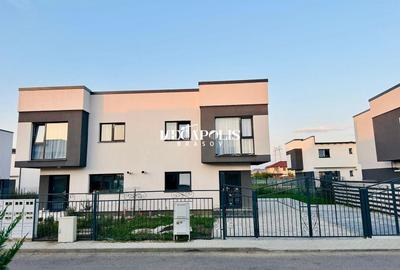 Casă cu 3 camere cu Canalizare în Sânpetru