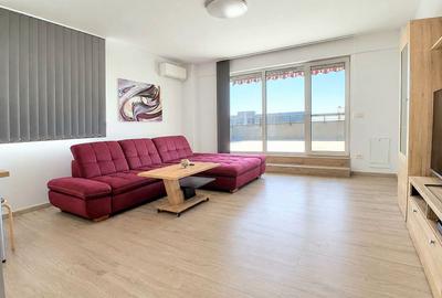 Penthouse cu 2 camere decomandat, mobilat în Aradului