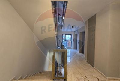 Apartament cu 3 camere în Între Lacuri - 7