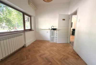 Apartament cu 3 camere în Ultracentral