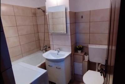 Apartament cu 2 camere decomandat în Central - 9