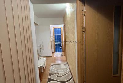 Apartament cu 4 camere decomandat în Central - 4