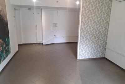 Spațiu comercial, de 34 mp, în Central