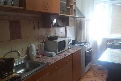 Apartament cu 2 camere decomandat în Veteranilor