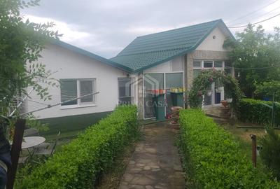 Casă individuală cu 5 camere cu Canalizare în Spătaru - 11