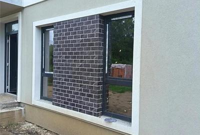 Casă cu 5 camere cu Teren 300 Mp în Sânmihaiu Român