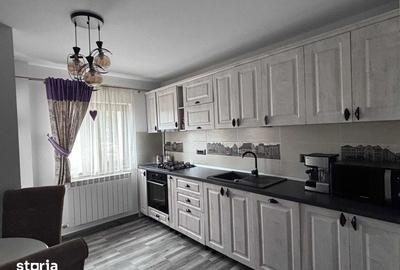 Apartament cu 3 camere în Săvinești