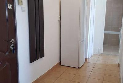 Apartament cu 2 camere decomandat în Uverturii
