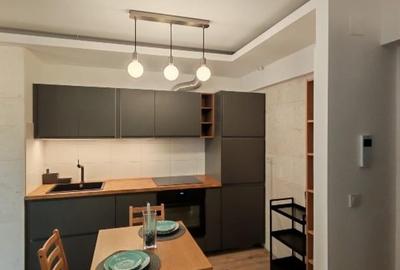 Apartament cu 2 camere decomandat în Aviației