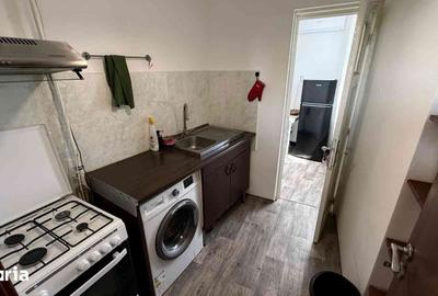 Apartament cu 2 camere în Victoriei