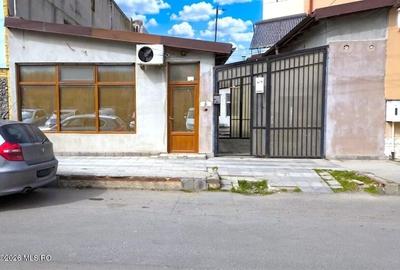 Casă individuală cu 3 camere cu Teren 190.83000183105 Mp în Tomis II - 1
