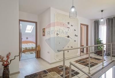 Casă cu 7 camere cu Teren 650 Mp în Bod - 22