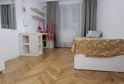 Apartament cu 3 camere decomandat în Central - 6