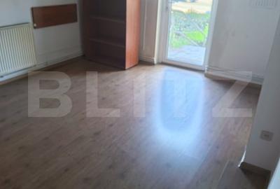 Garsonieră decomandată, mobilată în Micro 1