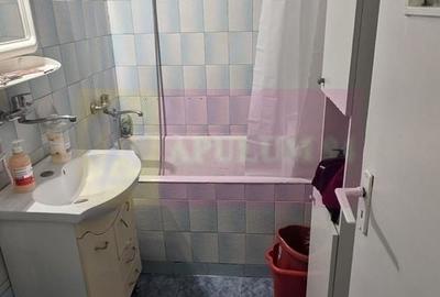Apartament cu 3 camere circular în Central - 10