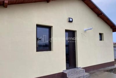 Casă cu 3 camere cu Teren 400 Mp în Central