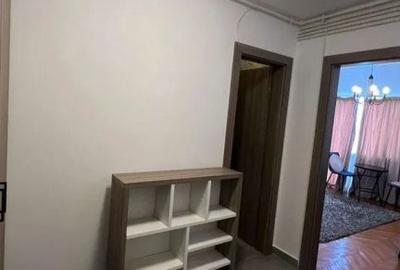 Garsonieră decomandată, mobilată în Universitate