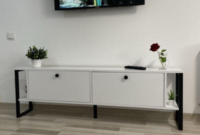 Apartament cu 2 camere în Apărătorii Patriei