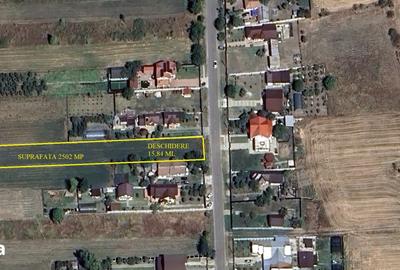 Teren de 2500 mp, în Recea