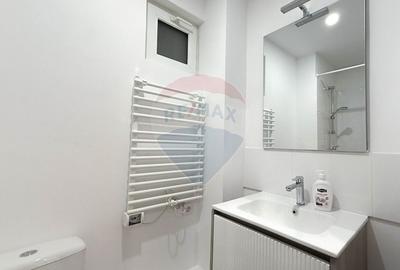 Apartament cu 3 camere decomandat, mobilat în P-ța Universității - 11