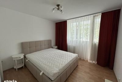 Apartament cu 3 camere decomandat în Drumul Taberei