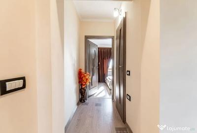 Apartament cu 2 camere decomandat în Intim