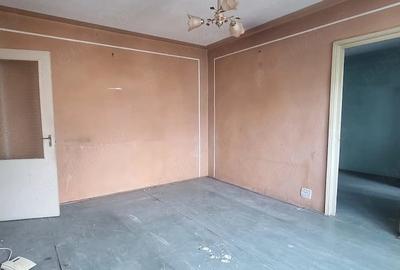 Apartament cu 2 camere semidecomandat în Nord