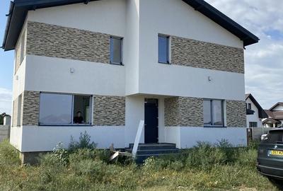 Casă cu 3 camere în Central - 3