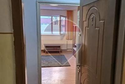 Garsonieră semidecomandată în Bartolomeu