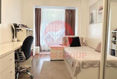 Apartament cu 3 camere decomandat în Km 4