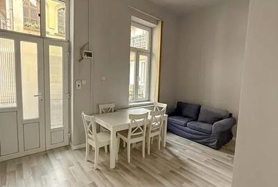 Apartament cu 2 camere semidecomandat în Horea