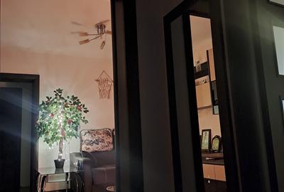Apartament cu 3 camere semidecomandat în Tomis Nord - 1