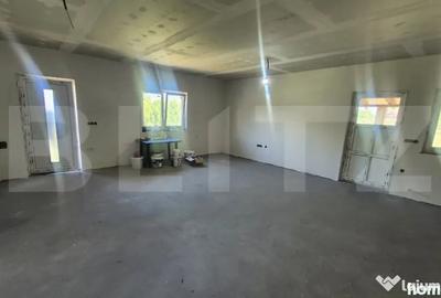 Casă cu 3 camere cu Teren 500 Mp în Lazuri - 13