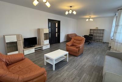 Casă cu 4 camere cu Teren 250 Mp în Central