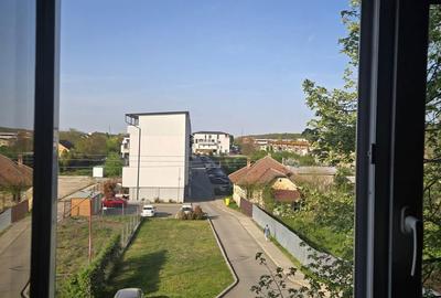 Apartament cu 3 camere decomandat în Lipovei - 2