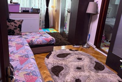 Apartament cu 2 camere semidecomandat în Micro 17 - 5