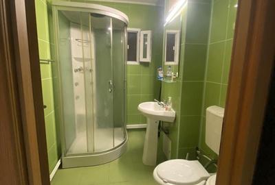 Apartament cu 2 camere decomandat în Calea București