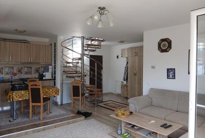 Apartament cu 3 camere decomandat, mobilat în Florești - 4