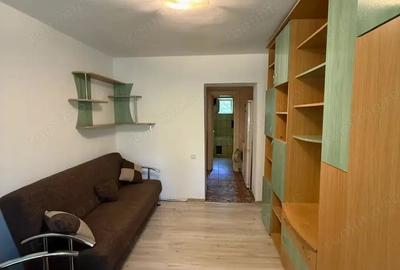 Apartament cu 3 camere decomandat în Gojdu - 11