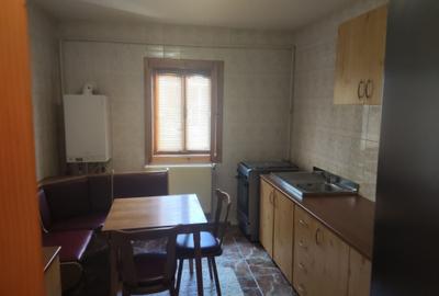 Apartament cu 3 camere decomandat în Central - 6