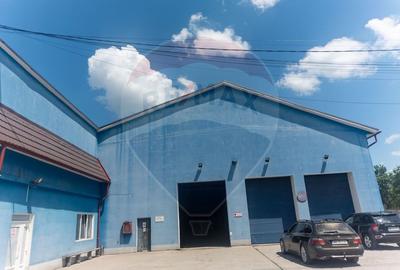 Spațiu industrial, de 1,200 mp, în Central - 3