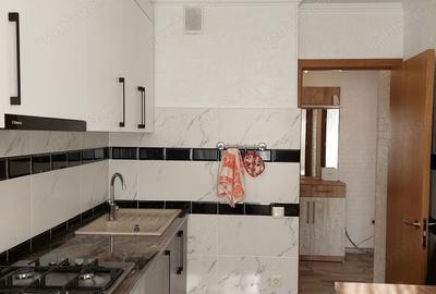 Apartament cu 3 camere în Berceni - 1