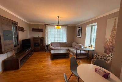 Apartament cu 2 camere semidecomandat în Splaiul Unirii