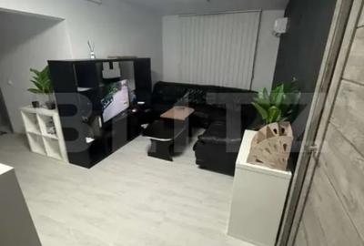 Apartament cu 5 camere decomandat în Micro 3 - 9