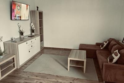Apartament cu 2 camere decomandat în Exterior Vest