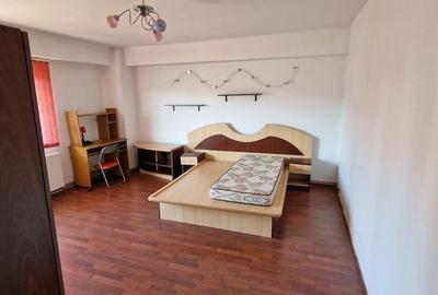 Apartament cu 2 camere decomandat în Mărăști