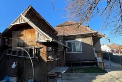 Casă cu 3 camere cu Teren 580 Mp în Central