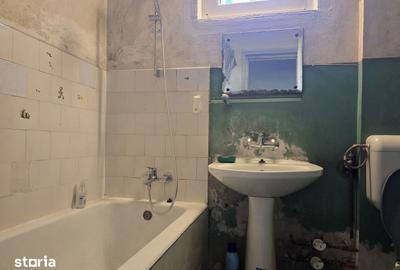 Apartament cu 3 camere semidecomandat în Giulești - 1