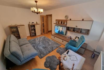 Apartament cu 3 camere decomandat, mobilat în ICIL - 1